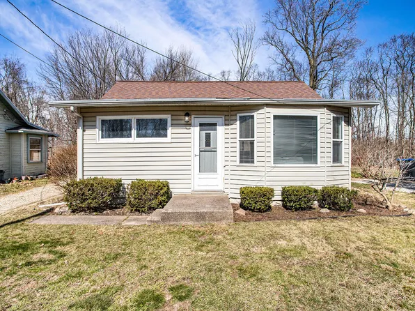 1114 Bell Ave, New Buffalo, MI 49117