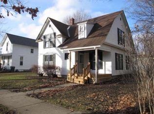 510 W White St, Champaign, IL