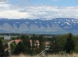 112 Ridge Dr, La Grande, OR 97850