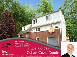 722 Washburn St, Teaneck, NJ 07666