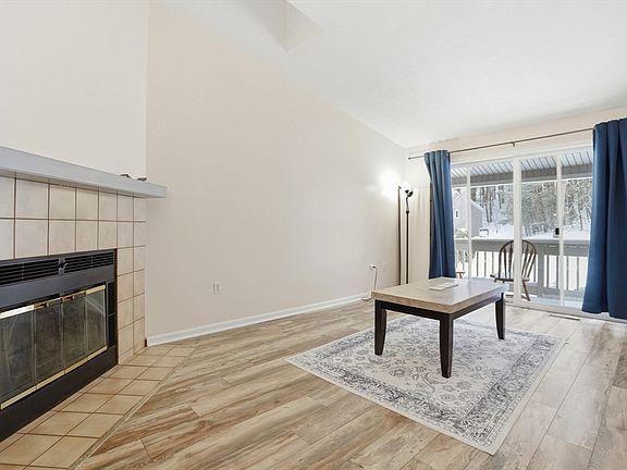 4th image of 48 Londonderry Rd