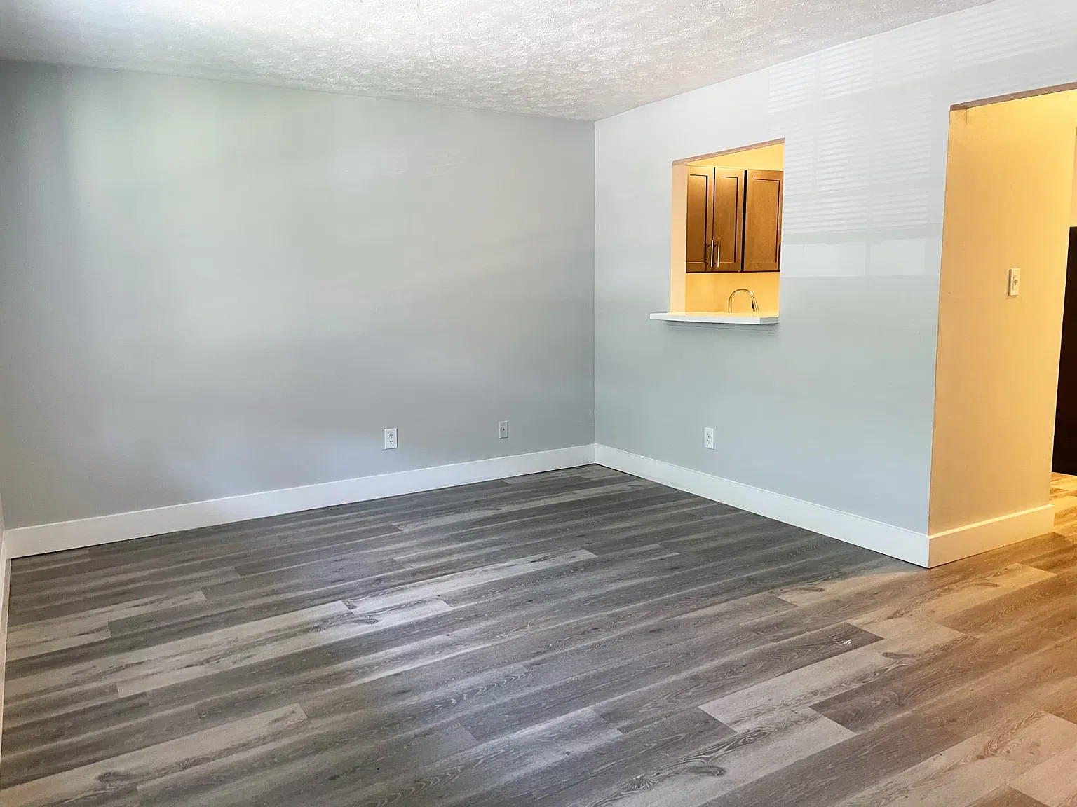 1 bed, 760 sqft, $975 — Photo 4