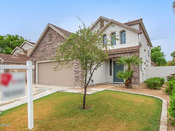 3rd image of 5514 N Robles Ct