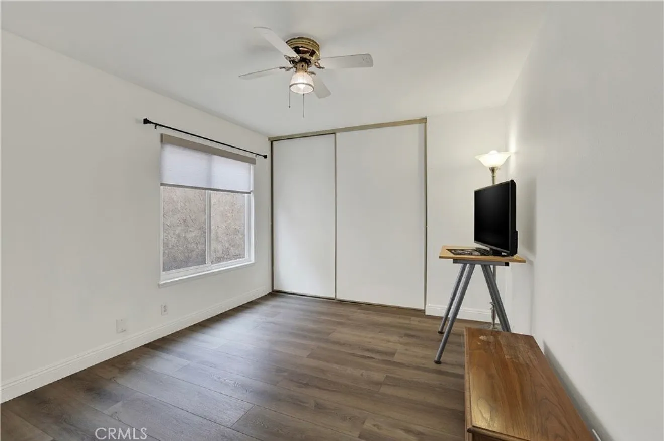 4 bed, 2444 sqft, $5,250 — Photo 2