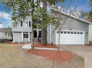 121 Lancer Dr, Summerville, SC 29485