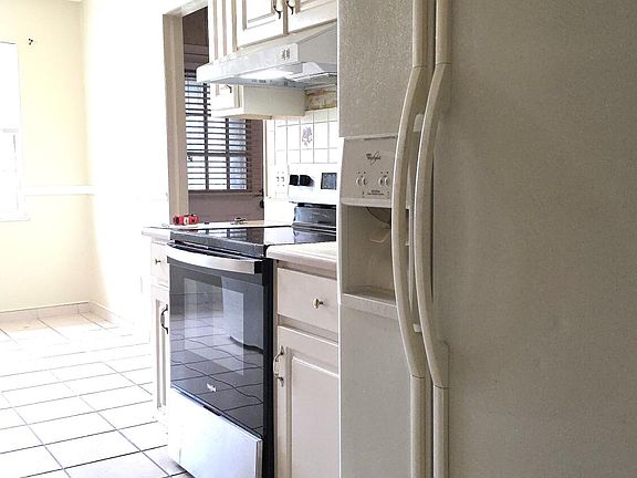 3rd image of 1313 Riva Ct