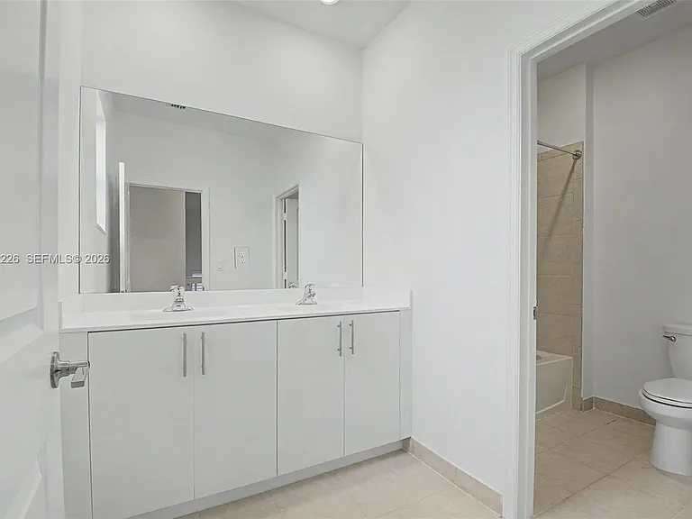23393 SW 133rd Ave — Photo 24