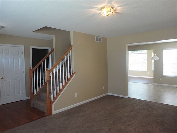 4th image of 7714 Sycamore Woods Ln