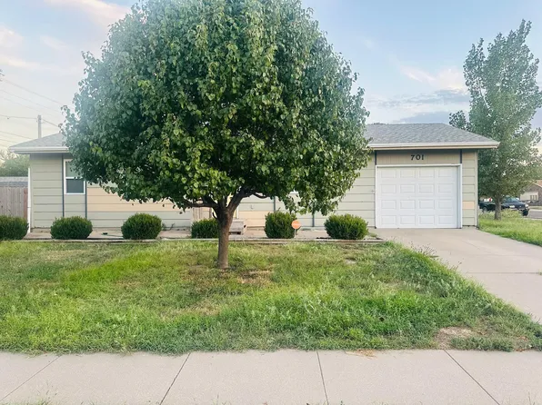 701 Jake St, Holcomb, KS 67851