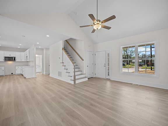 2nd image of 506 Hicksmill Rd