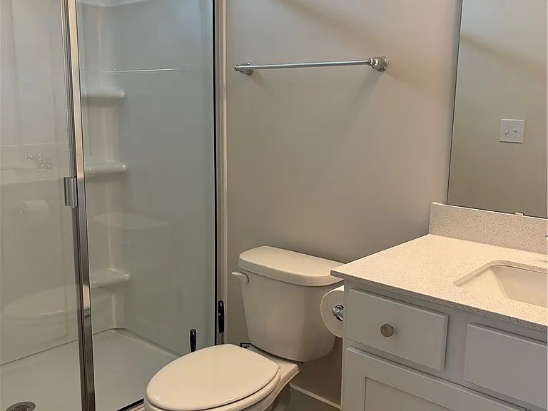 706 Barbour Farm Ln — Photo 5
