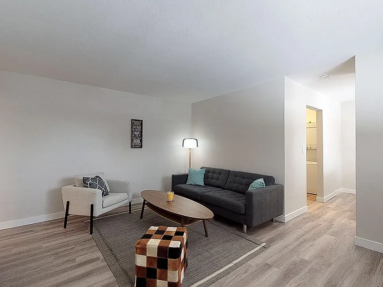 Acoma Square — Photo 18