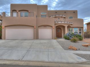 9924 Cardinal St NW, Albuquerque, NM 87114