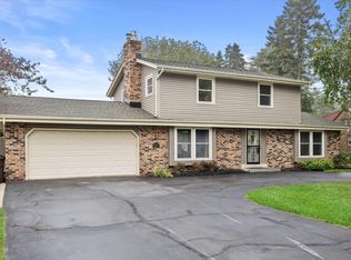 5211 Charles St, Racine, WI 53402