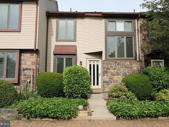 2nd image of 503 Atwood Ct