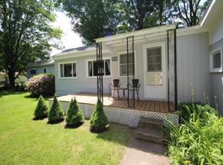 5998 Manor Dr, Mayville, NY 14757