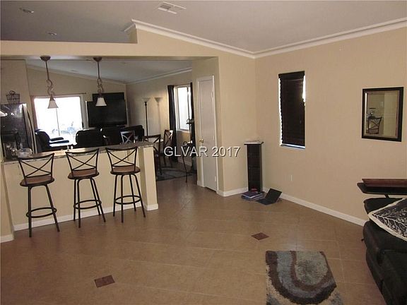3rd image of 4816 Royal Lake Ave