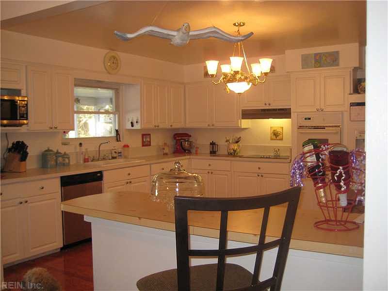 2nd image of 1516 Ashley Dr