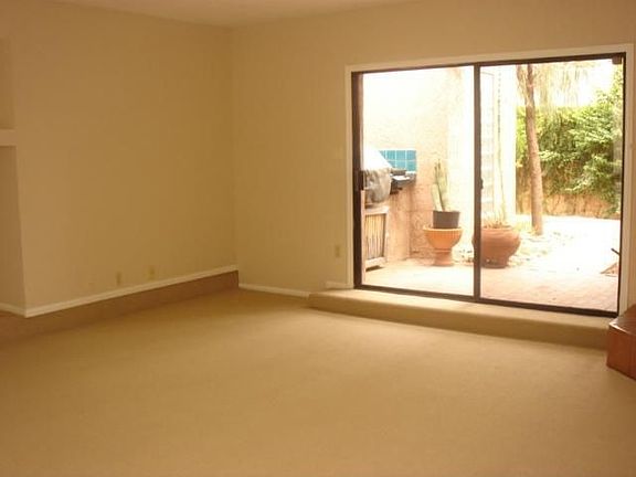 5th image of 7745 N Via De Calma