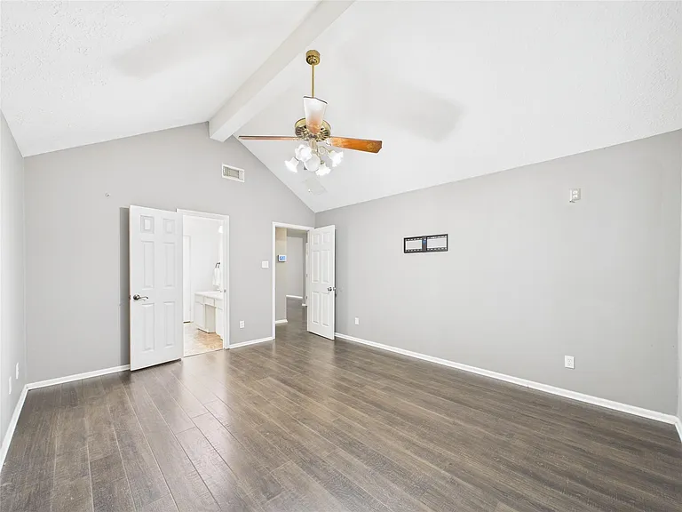 3718 Brookwood Dr — Photo 13