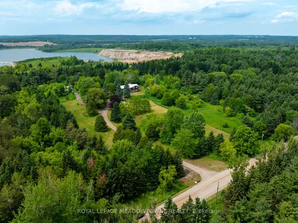 3574 Escarpment Side Rd, Caledon, ON L7K 1E7