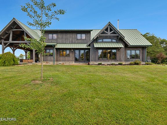 9th image of this home