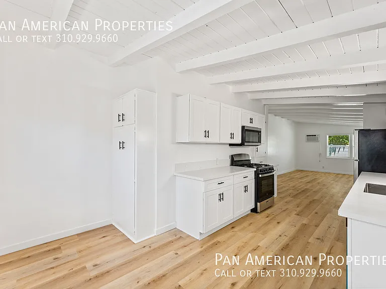 145 W Mayfair Ave — Photo 15