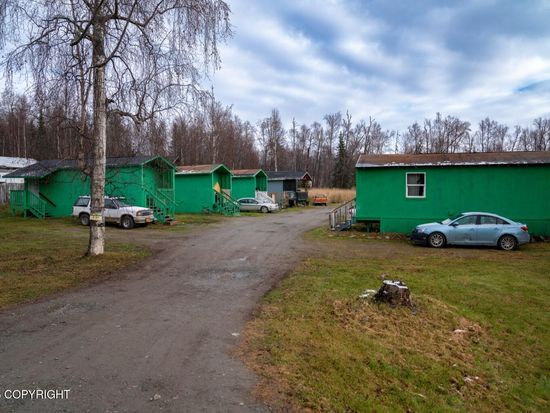 8901 S Starlight Ln, Wasilla, AK 99623
