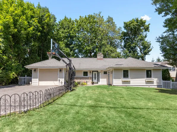 17 Soundview Ave, Rye, NY 10580