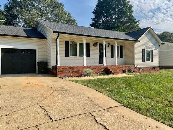 1190 Park Cir
