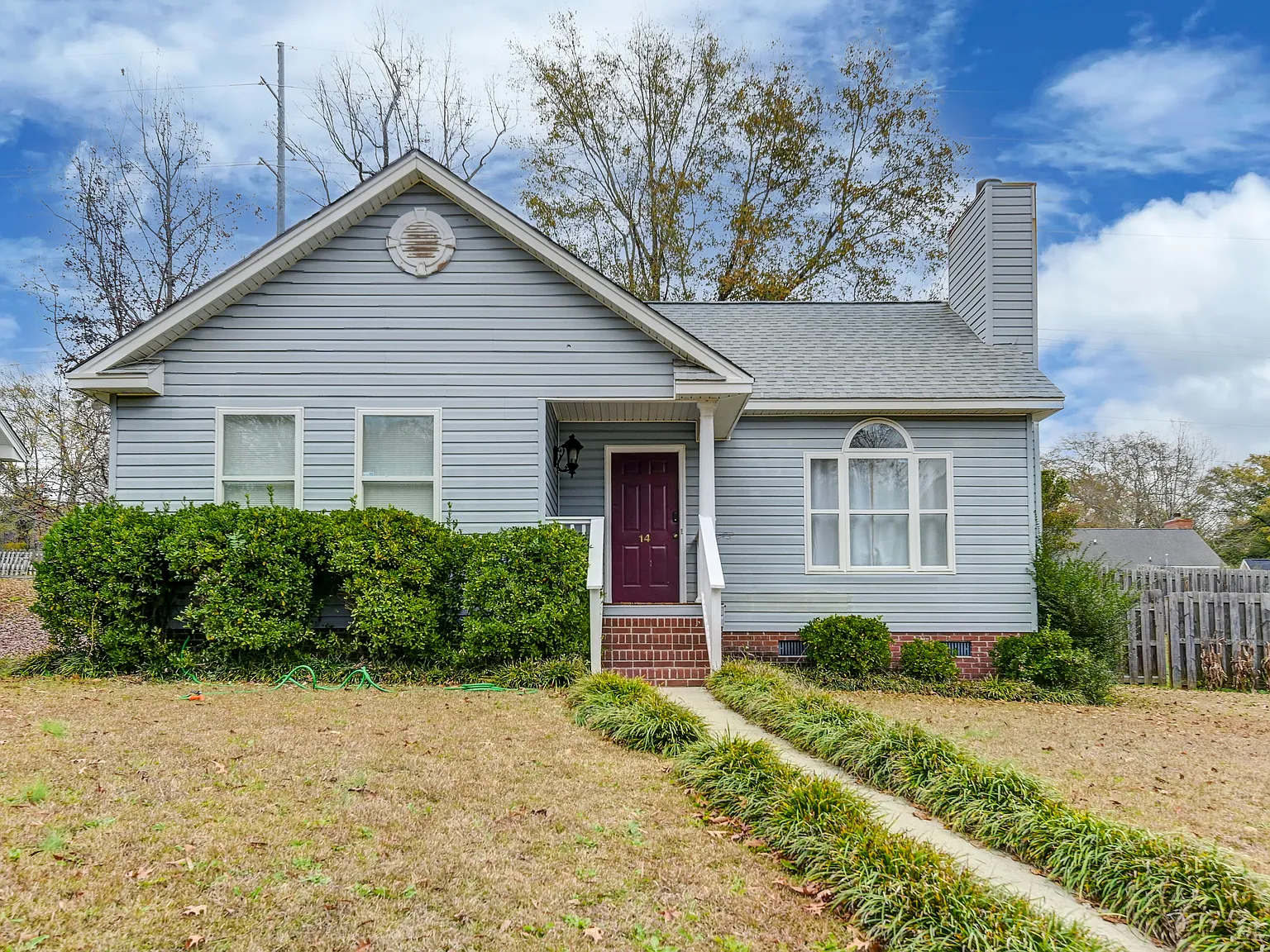 2 bed, 1000 sqft, $2,400 — Photo 1