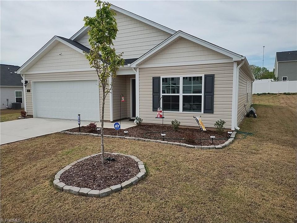 1st image of 156 Rose Wind Way