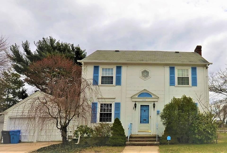 1st image of 128 Elsie St