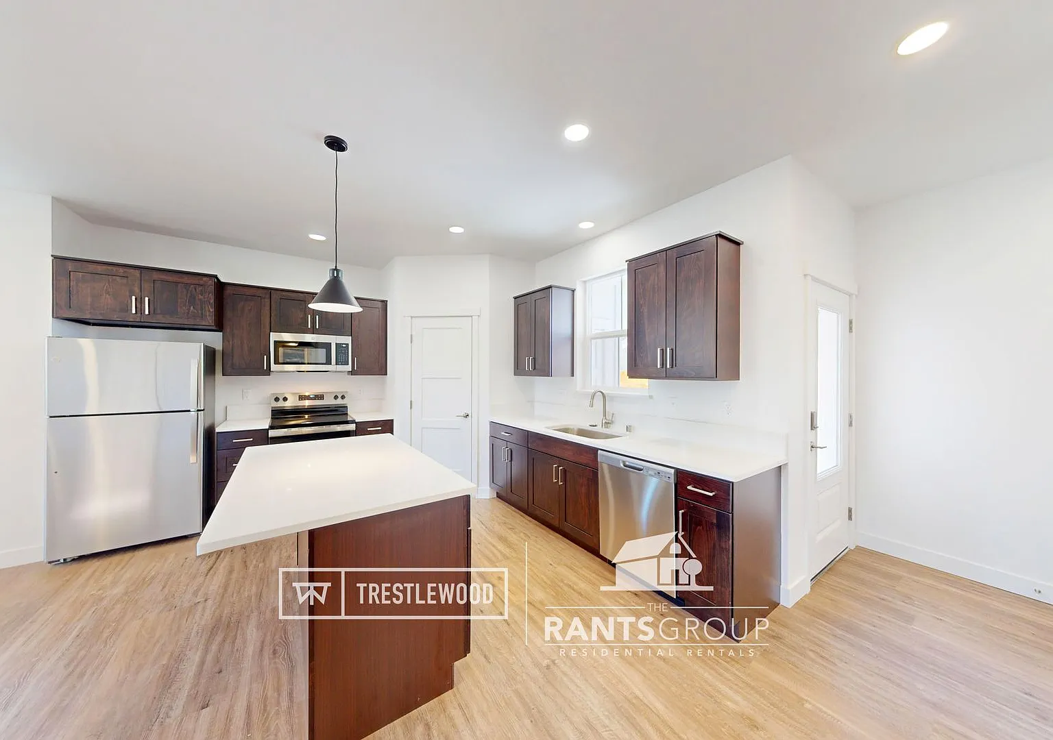 Modern New Home in Trestlewood Where Comfort Meets Community! — Photo 2