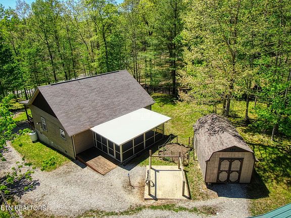 2nd image of 518 Spruce Creek Dr