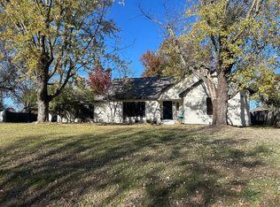 8901 Royal Ridge Dr, Fort Smith, AR 72903