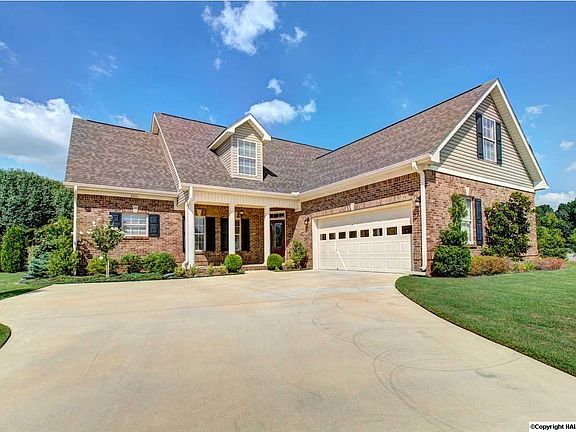 2nd image of 3001 Mallard Point Dr SE