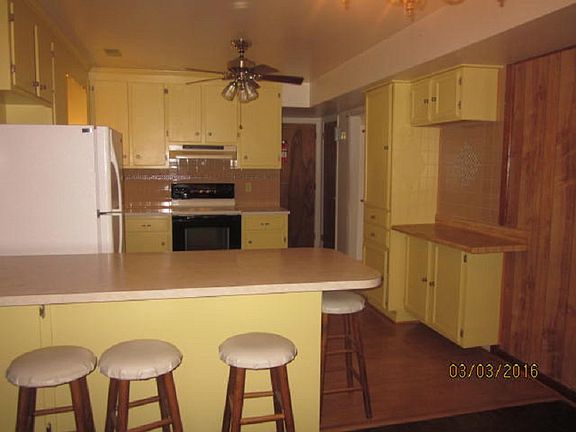 5th image of 938 Red Oak Cir