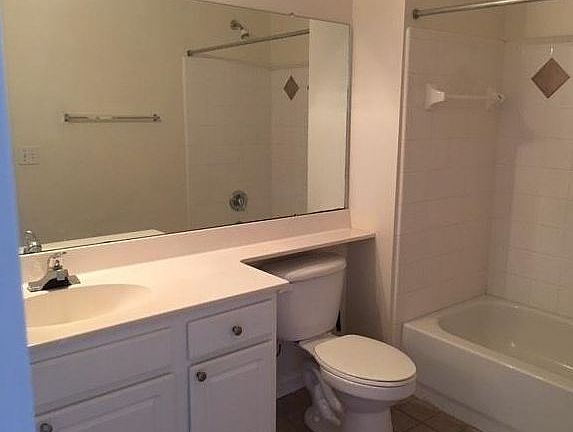 2nd image of 4207 S Dale Mabry Hwy Unit 6401