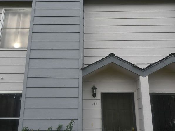 8272 Center Pkwy #111