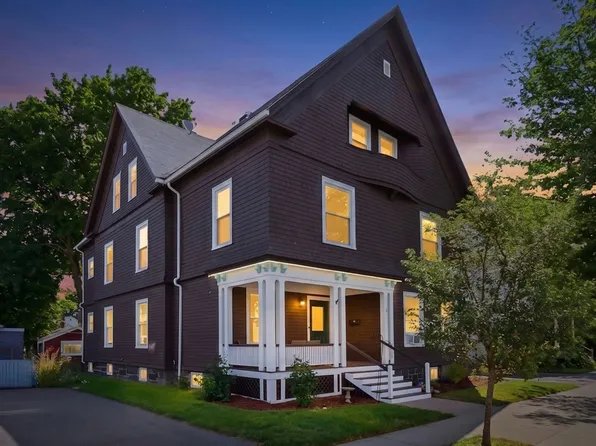 32 Ocean St, Beverly, MA 01915