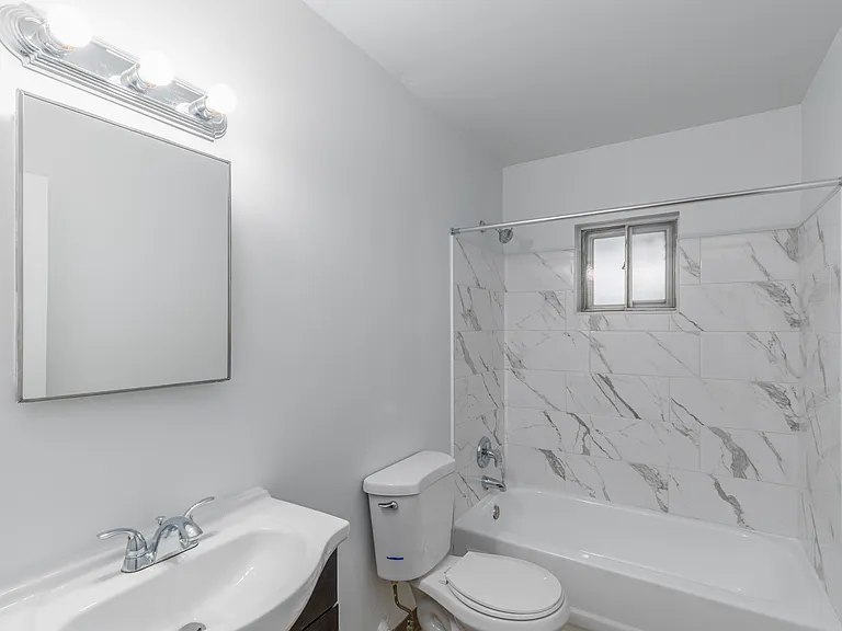 Haverford Apartments — Photo 7