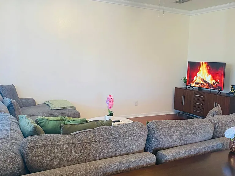 4433 Fieldview Cir — Photo 8