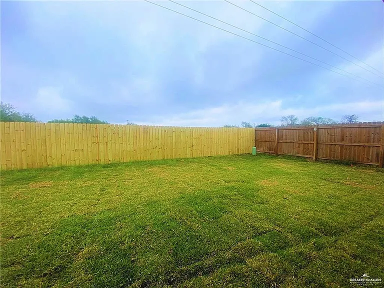 2710 E Bella Vista Ave — Photo 15