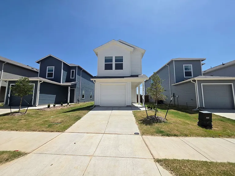 12156 Morgan Dr — Photo 3
