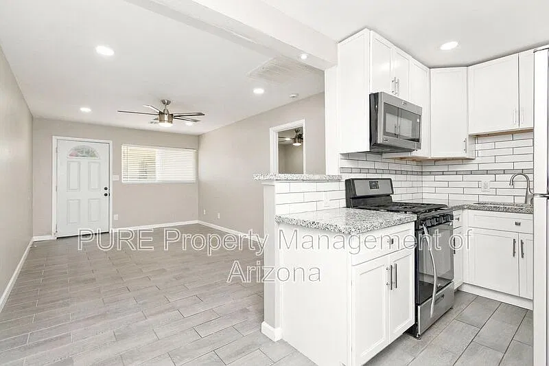 1 bed, 1.0 bath, 595 sqft, $1,025 — Photo 3