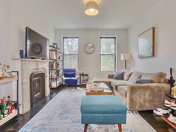 5th image of 227 3rd St #3R