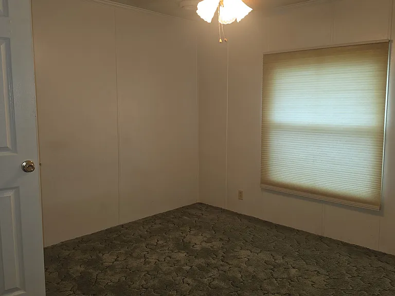 187 Lynnwood Cir — Photo 12