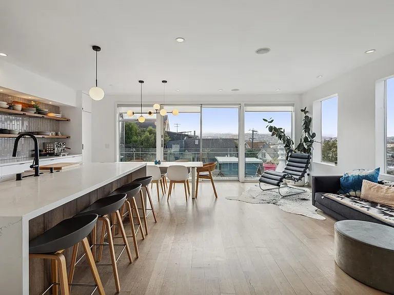 28 Montcalm St #1 — Photo 9