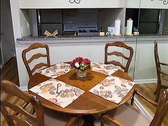 dining 1